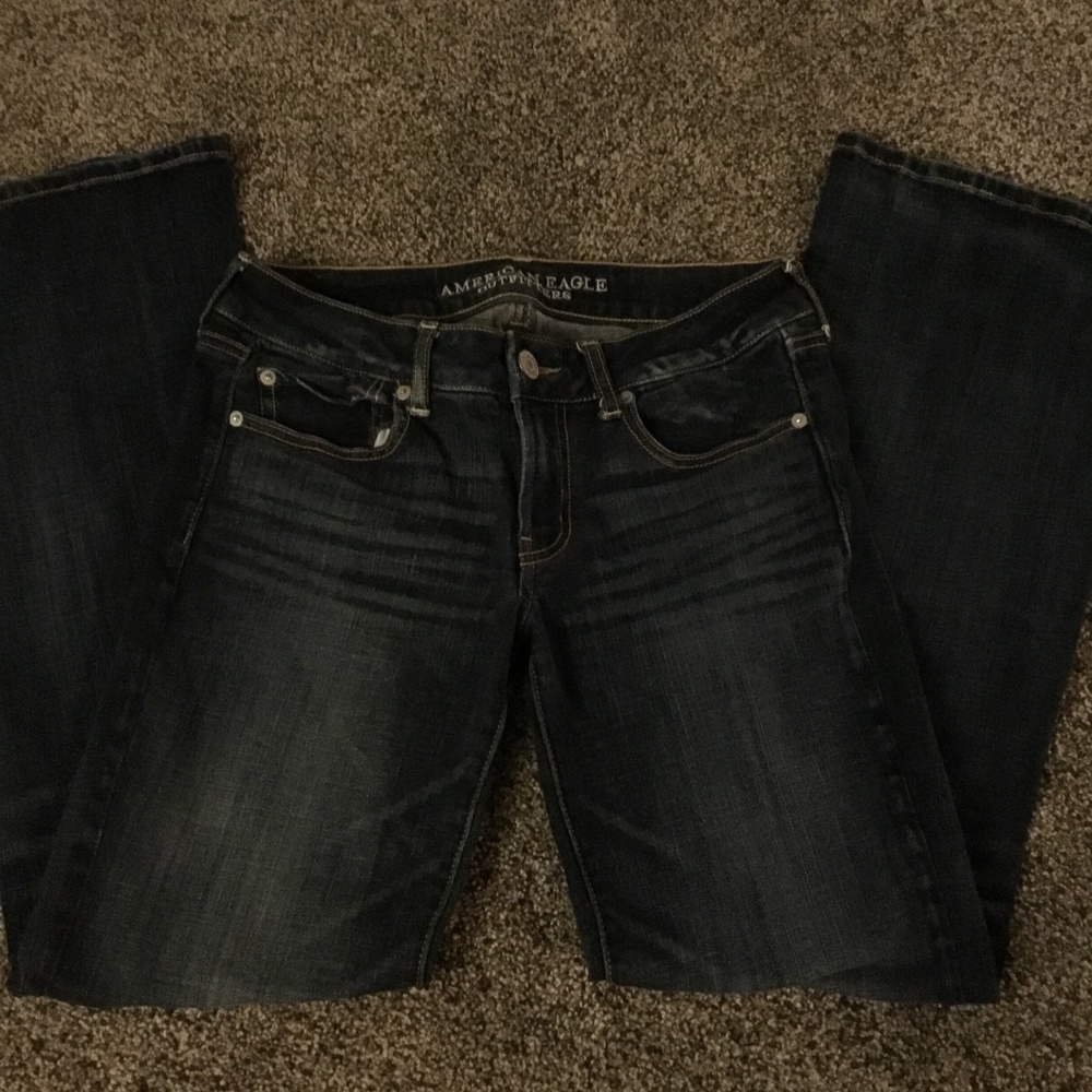 American Eagle outfitters boot cut jean size 6
